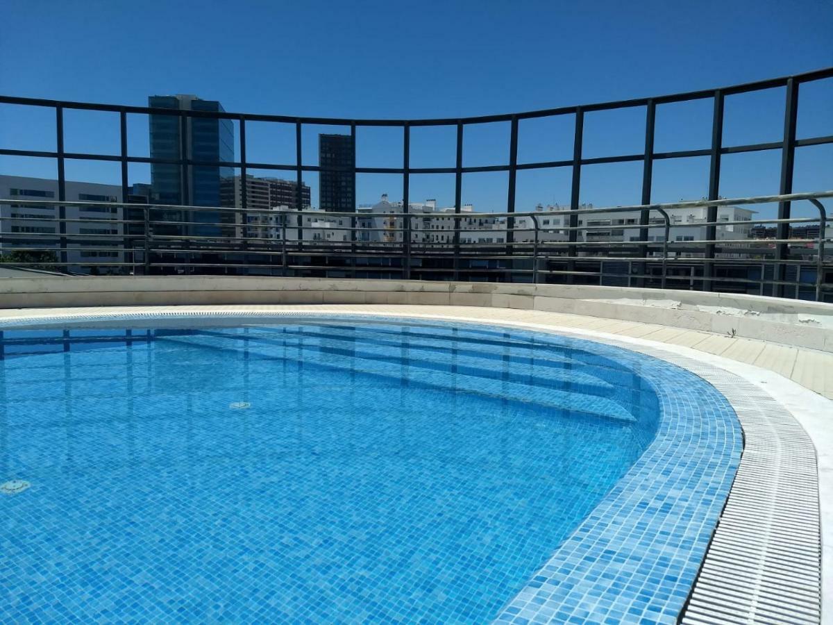 Parque Das Nacoes - Fil Pool Apartment Лиссабон Экстерьер фото